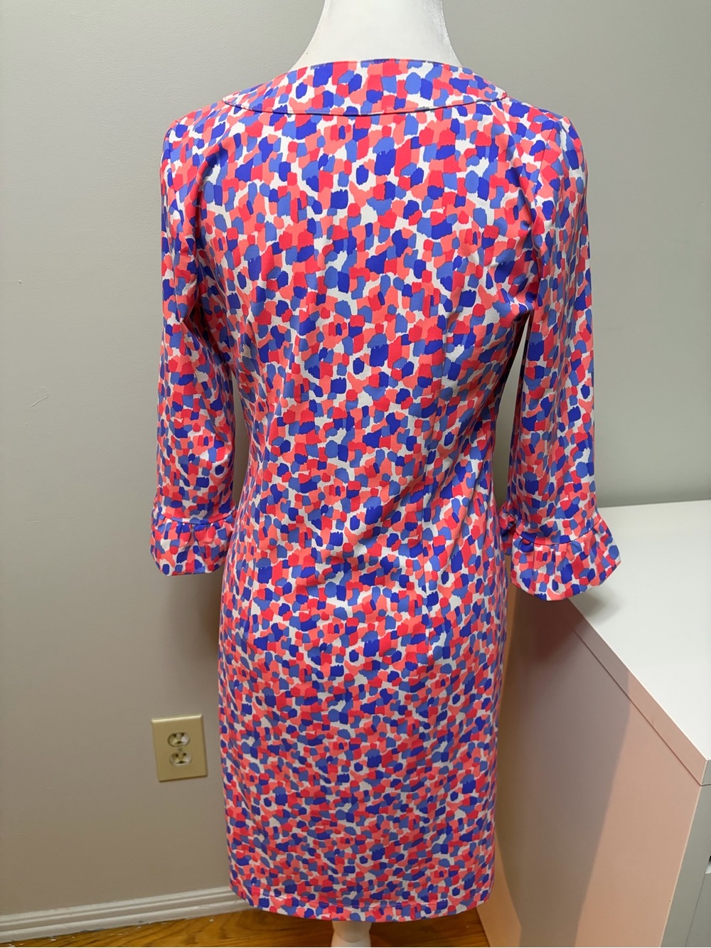 Katherine Way Women Ruffle Sleeve Abstract Confetti resort-wear dress Size Small - Picture 9 of 15